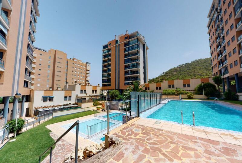 Apartamento en venta en Villajoyosa, Alicante