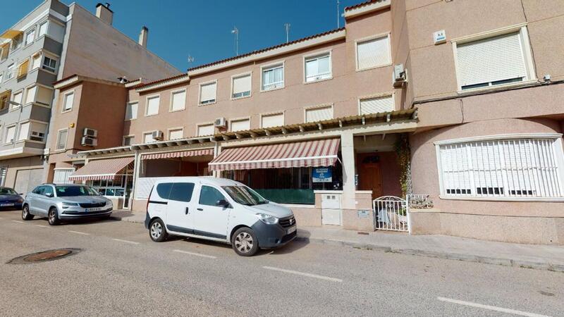 Townhouse for sale in Elx/Elche, Alicante