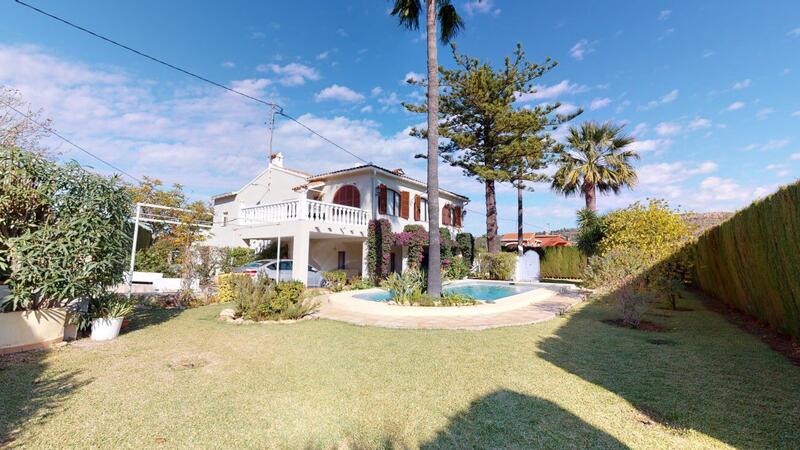Villa à vendre dans Pedreguer, Alicante