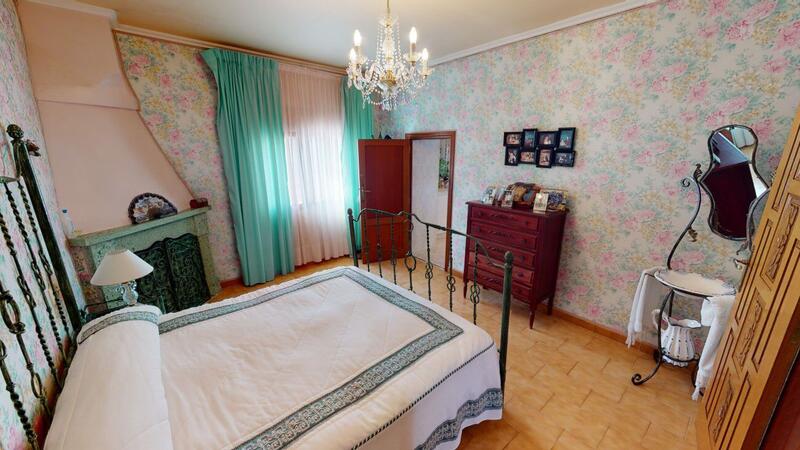 9 slaapkamer Villa Te koop