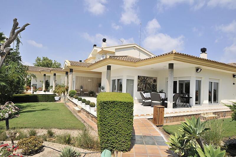 7 chambre Villa à vendre