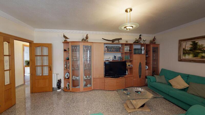 4 slaapkamer Appartement Te koop