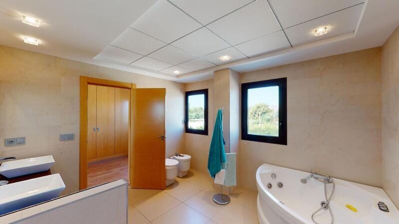 4 Schlafzimmer Villa zu verkaufen