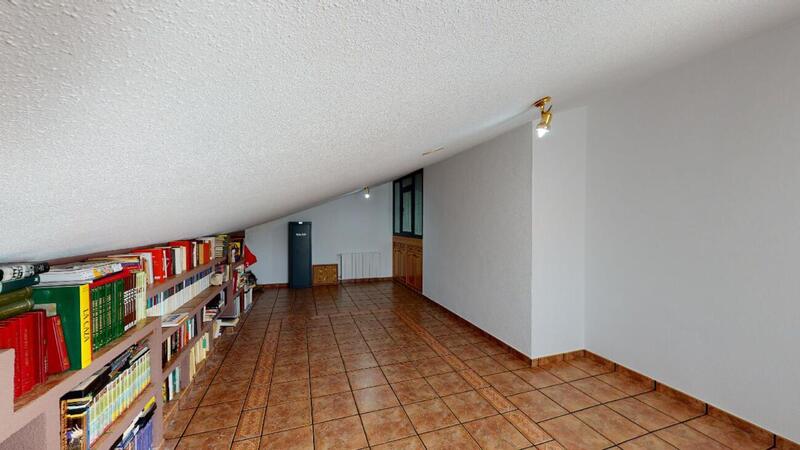 8 Cuarto Villa en venta