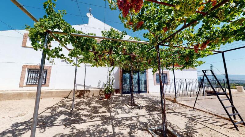 8 Cuarto Villa en venta