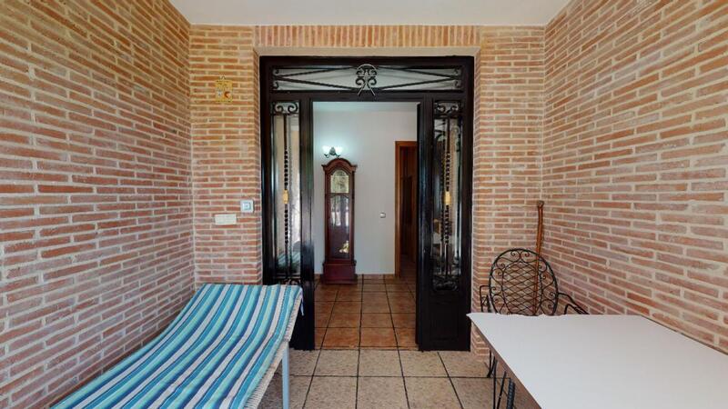 8 Cuarto Villa en venta