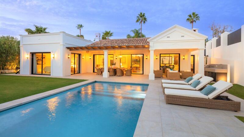 Villa à vendre dans Marbella, Málaga