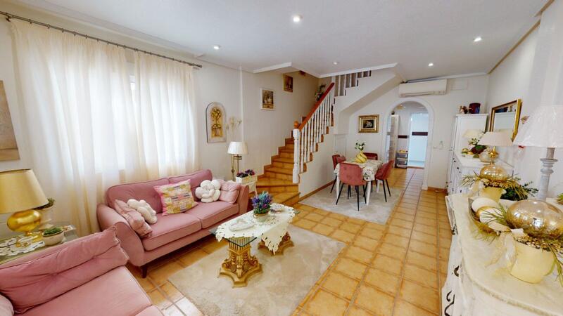 3 Cuarto Villa en venta