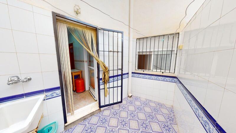 4 Cuarto Adosado en venta