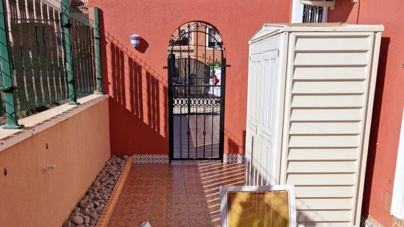 3 Cuarto Villa en venta