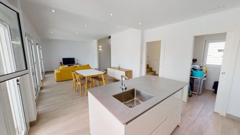 4 Cuarto Villa en venta