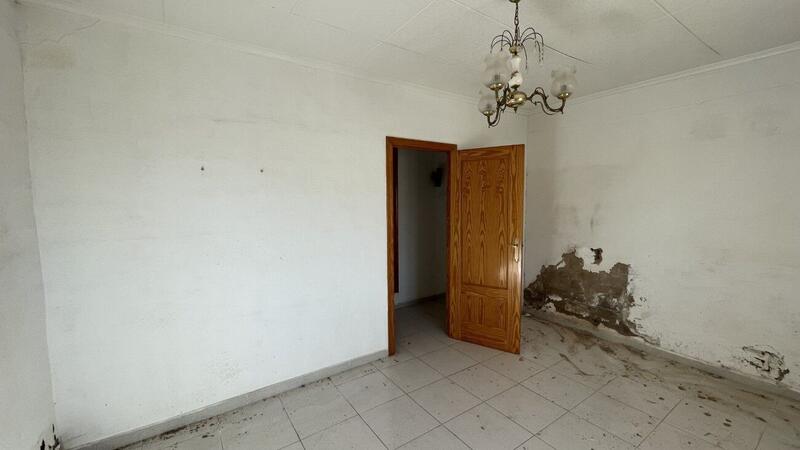 4 Cuarto Villa en venta