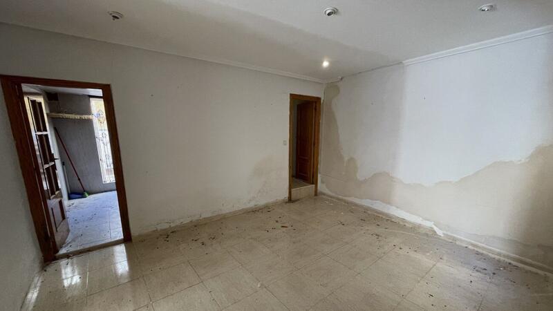 4 Cuarto Villa en venta