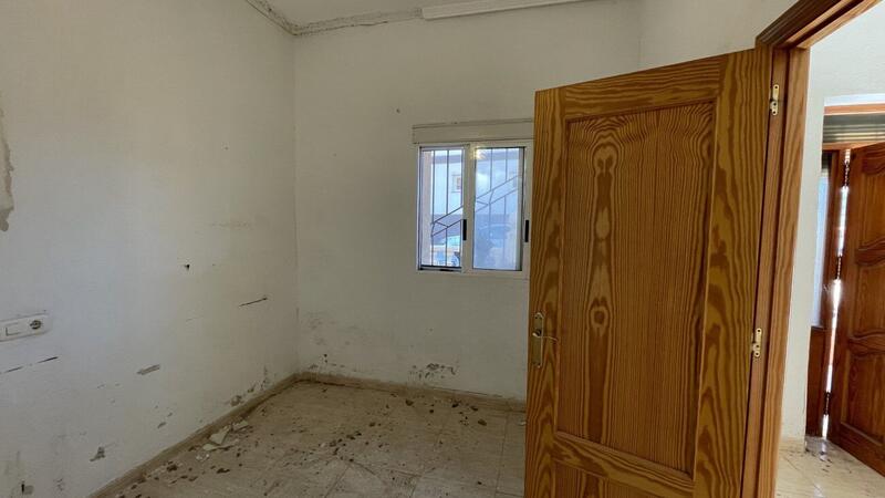 4 Cuarto Villa en venta