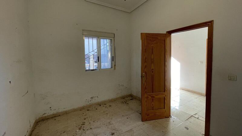 4 Cuarto Villa en venta