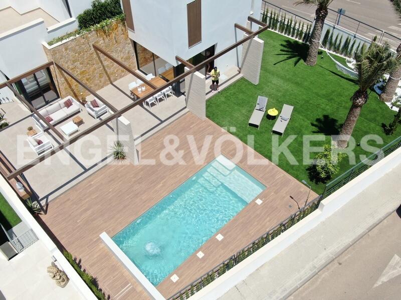 4 bedroom Villa for sale