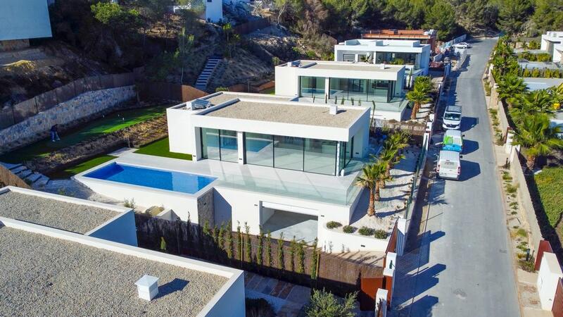 Villa til salgs i Orihuela Costa, Alicante