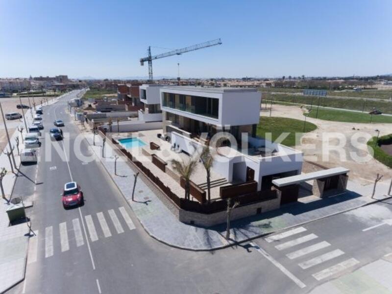 7 Cuarto Villa en venta