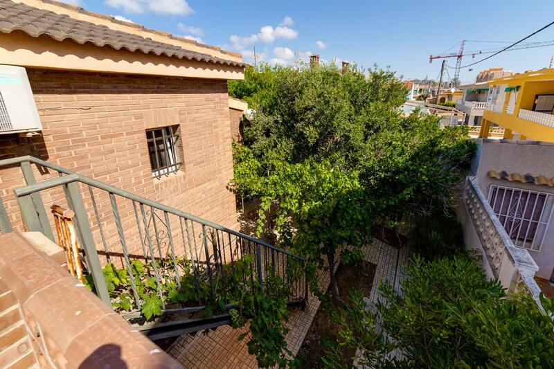 4 bedroom Villa for sale