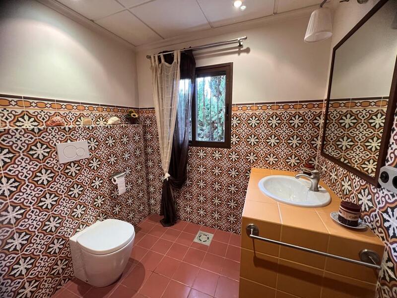 6 Cuarto Villa en venta