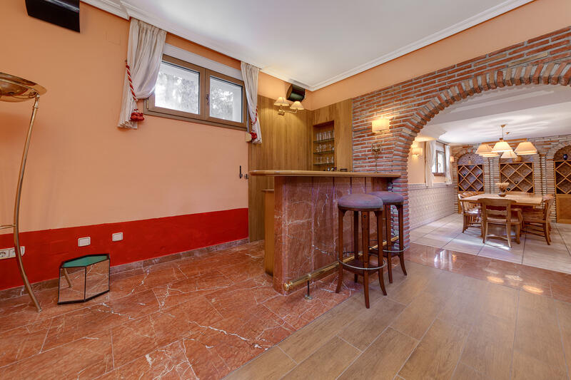 4 Cuarto Villa en venta