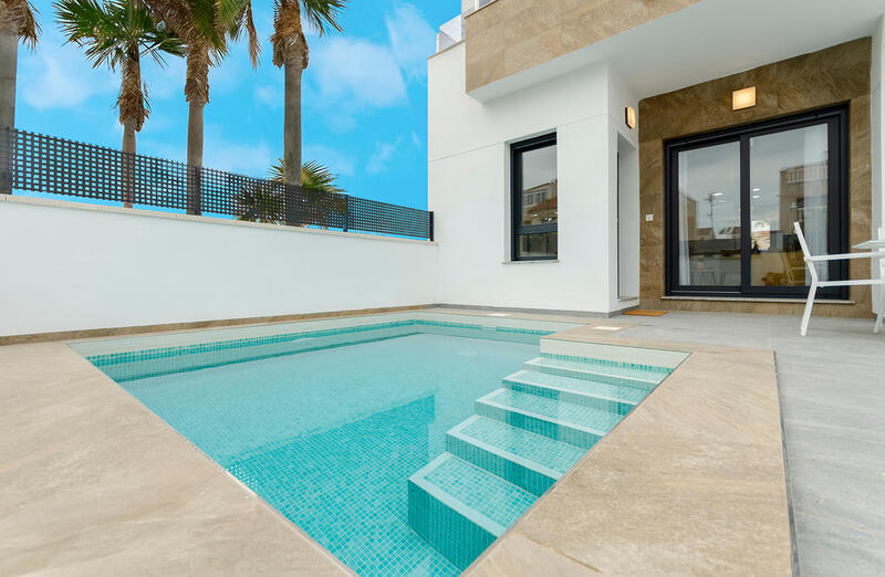 Villa till salu i Torrevieja, Alicante