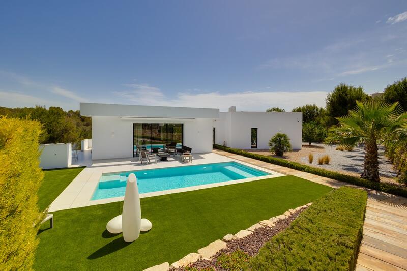 Villa til salg i Orihuela Costa, Alicante
