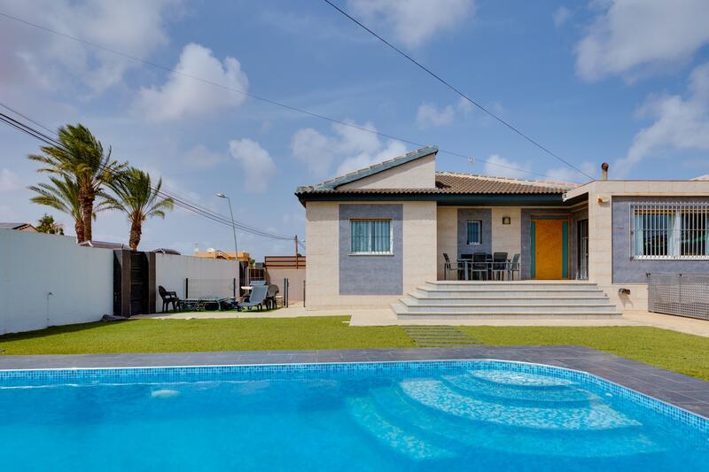3 slaapkamer Villa Te koop