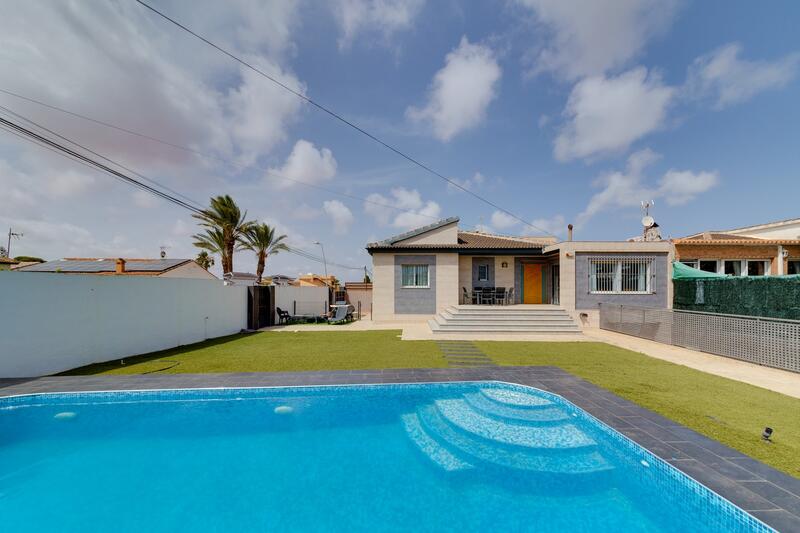 3 slaapkamer Villa Te koop