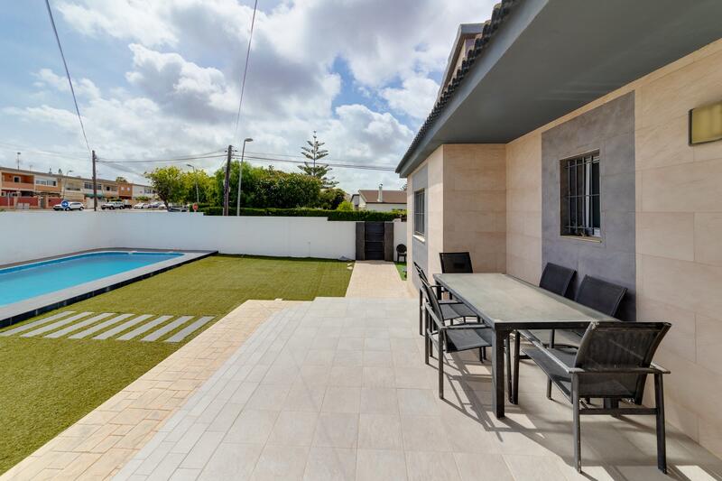 3 slaapkamer Villa Te koop