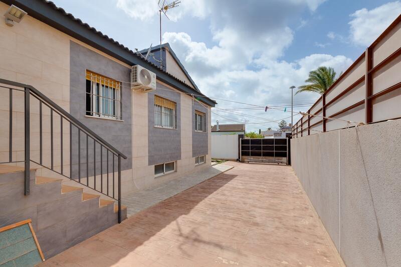 3 slaapkamer Villa Te koop