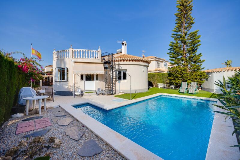Villa Te koop in Orihuela Costa, Alicante