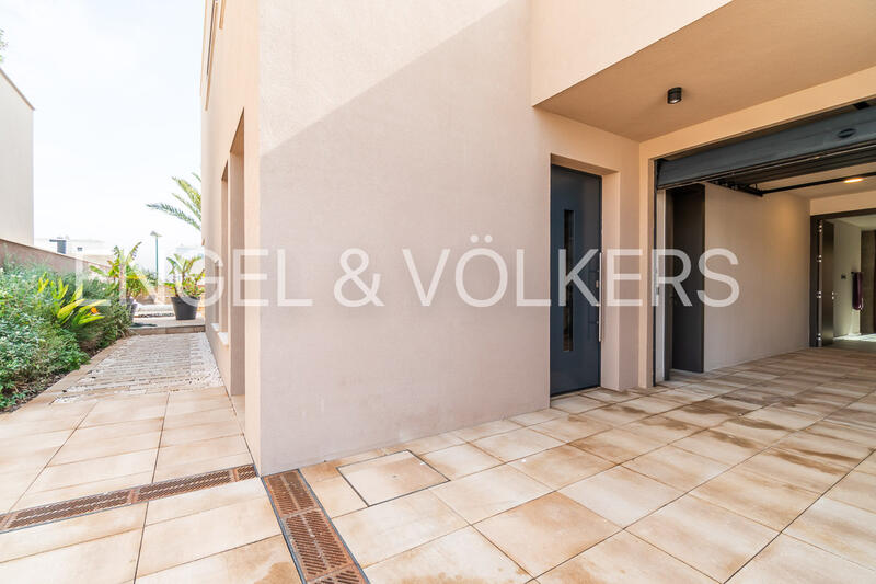 4 Cuarto Villa en venta