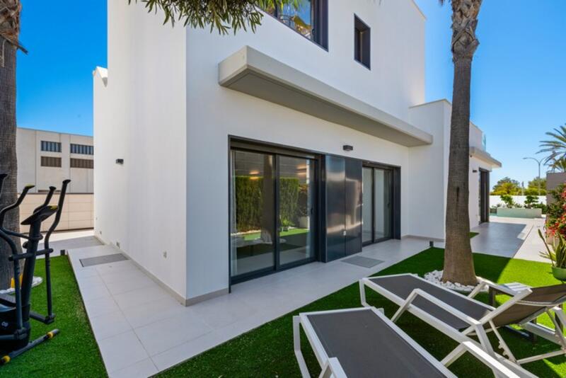 4 Schlafzimmer Villa zu verkaufen