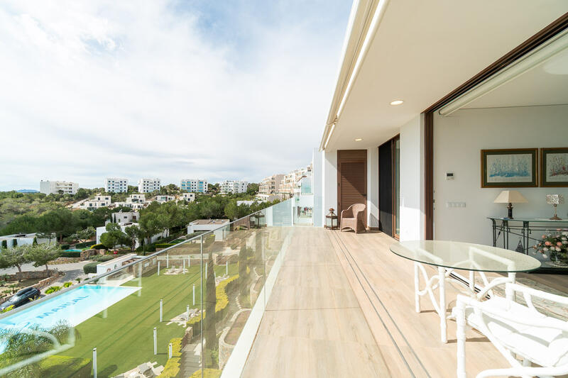 3 bedroom Apartment for sale