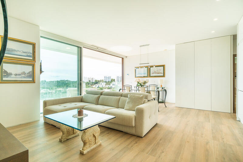 3 bedroom Apartment for sale