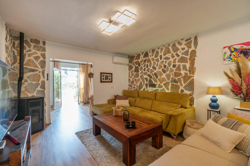 8 bedroom Country House for sale