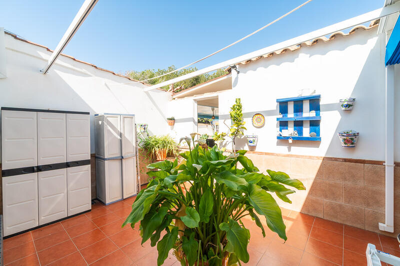 8 bedroom Country House for sale