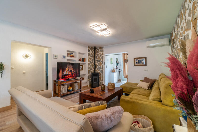 8 bedroom Country House for sale