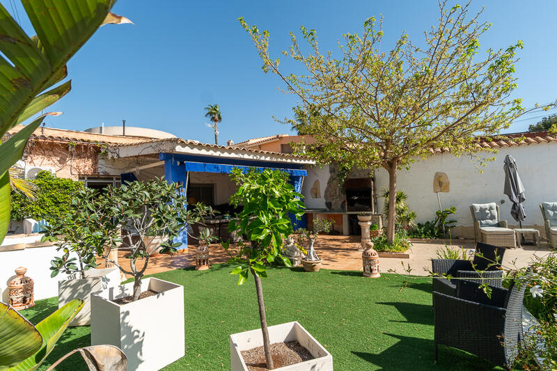 8 bedroom Country House for sale