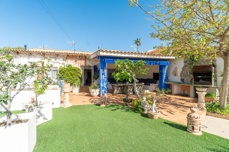 8 bedroom Country House for sale