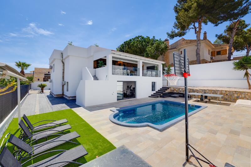 6 chambre Villa à vendre