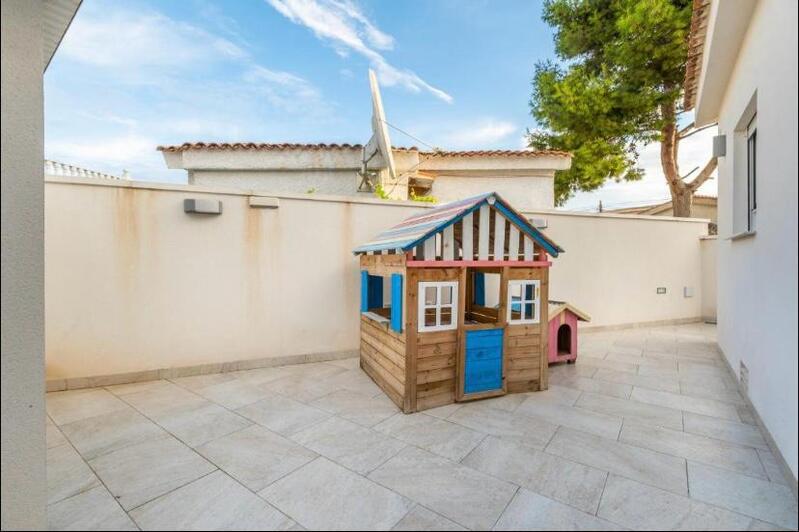 2 Cuarto Casa de Campo para alquiler a largo plazo