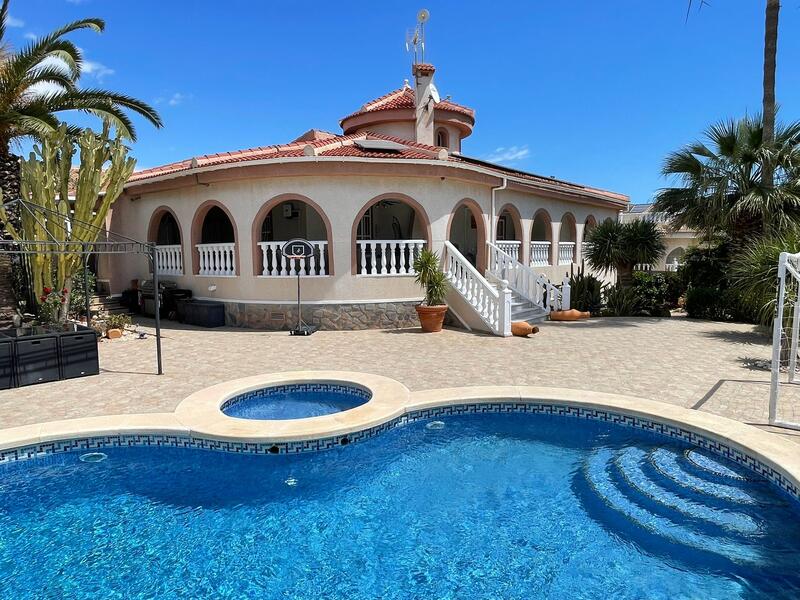 Villa zu verkaufen in Rojales, Alicante