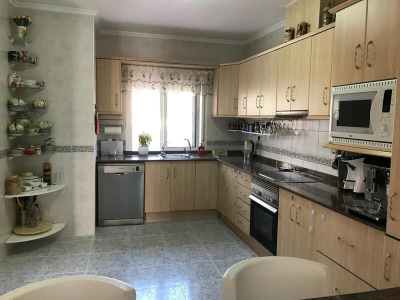 4 Schlafzimmer Villa zu verkaufen