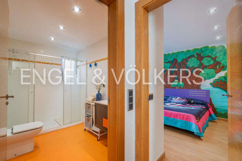 4 bedroom Townhouse for Long Term Rent