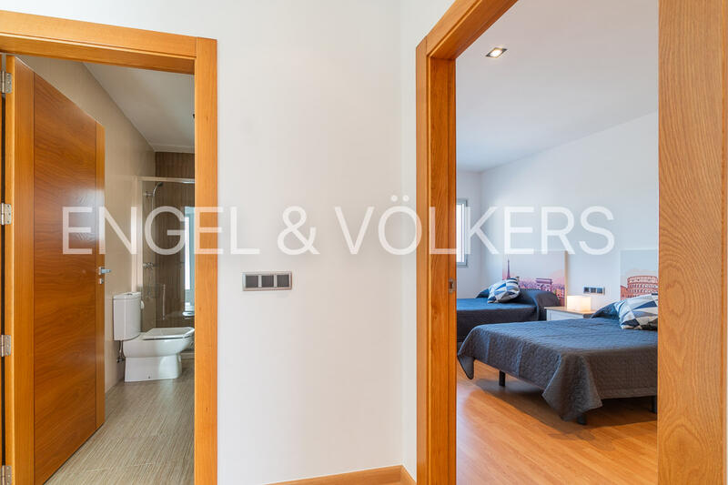 4 bedroom Townhouse for Long Term Rent