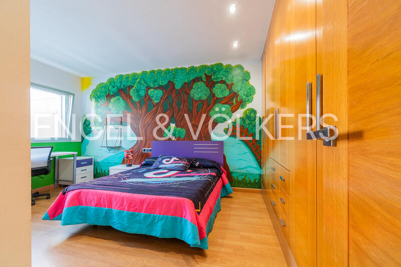 4 bedroom Townhouse for Long Term Rent