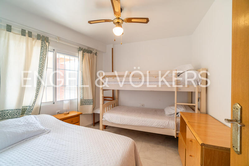 3 bedroom Apartment for Long Term Rent