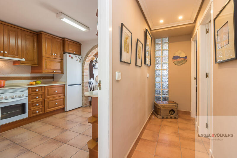 3 bedroom Apartment for Long Term Rent